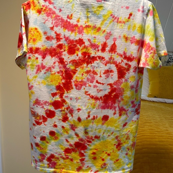 New, never worn, hand tie-dyed. 100% cotton, washed to set dye.  Size Medium. - Picture 4 of 4